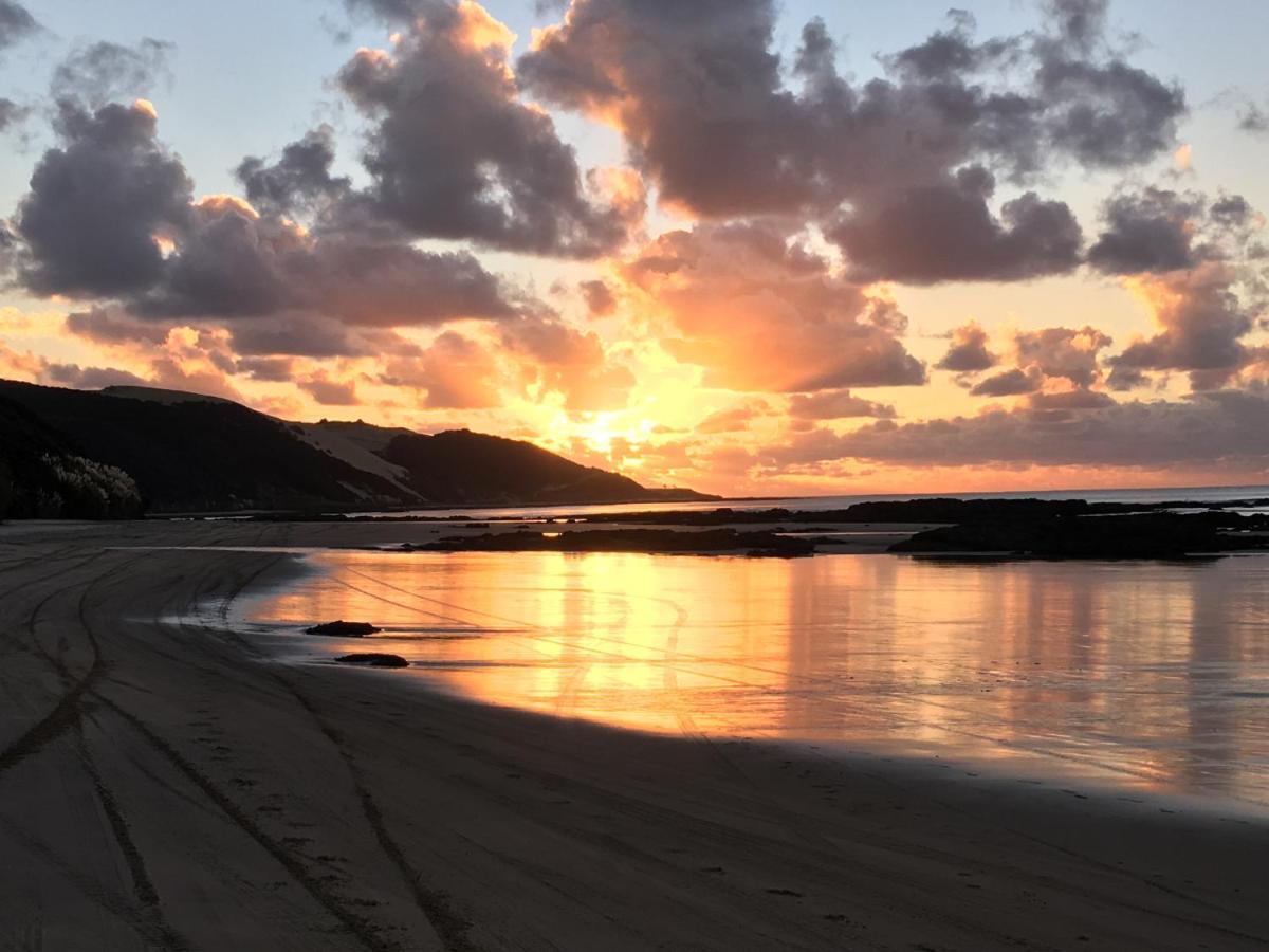 90 Mile Paradise Ahipara Exteriör bild